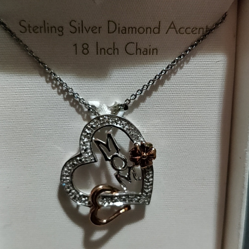 🌞Mom Sterling Silver Diamond Accent Necklace